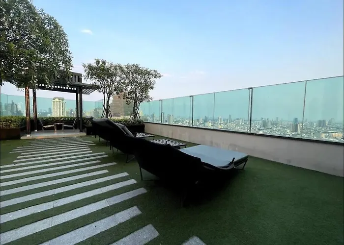Luxurious Downtown River View Chao Phraya River Bangkok