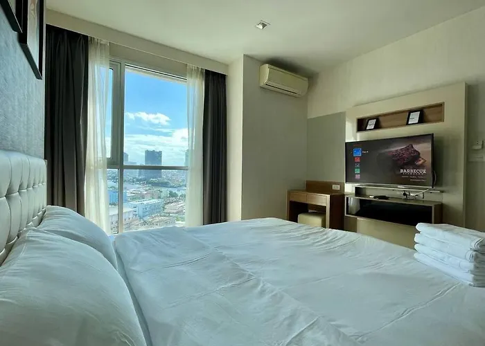 Luxurious Downtown River View Chao Phraya River Appartement